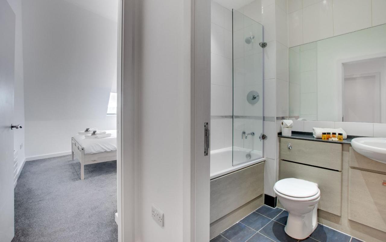Crown Apartments 5A By Week2Week Newcastle Upon Tyne Esterno foto