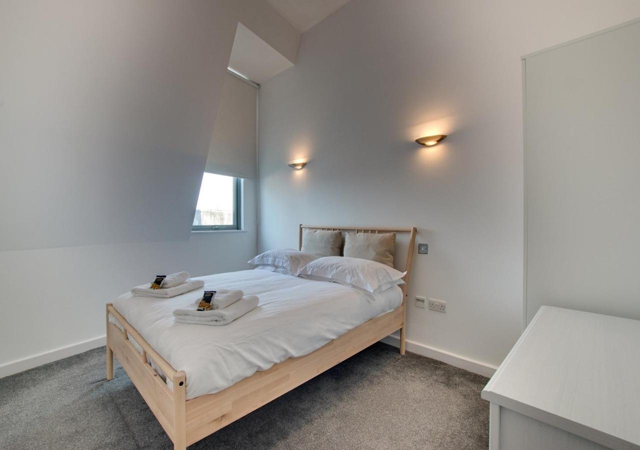 Crown Apartments 5A By Week2Week Newcastle Upon Tyne Esterno foto